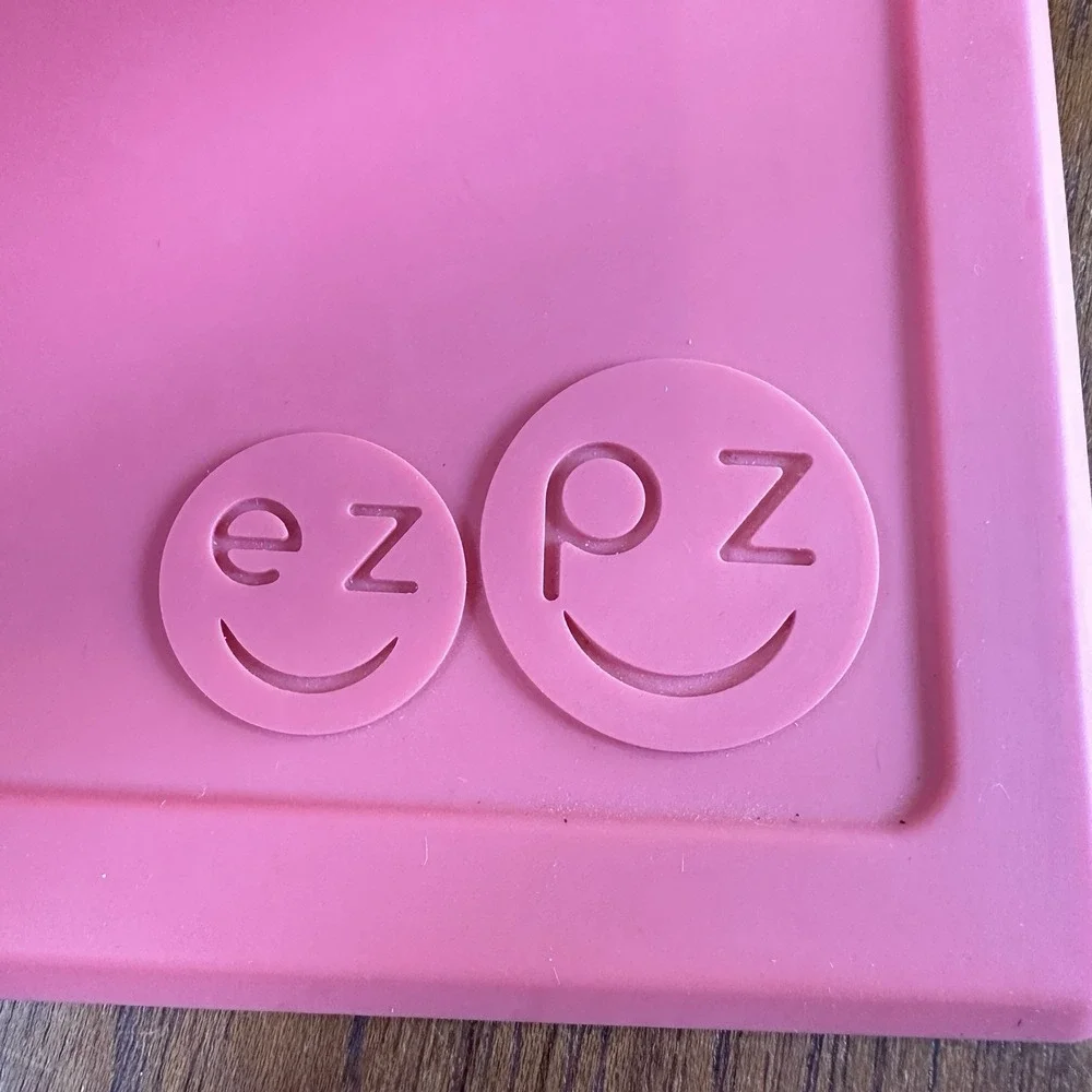 EZPZ Mini Mats 100% Silicone Plate & Bowl w/‎ Built-in Placemats